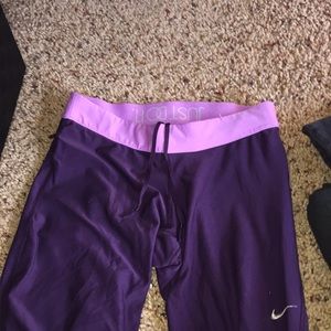 Purple cropped running pants